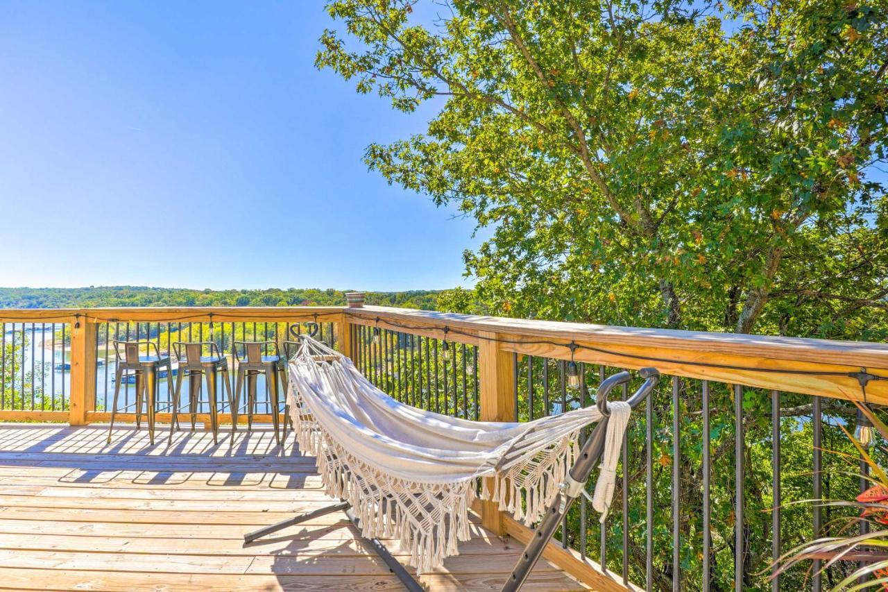 Colorful Golden Getaway With Panoramic Views! Villa Luaran gambar