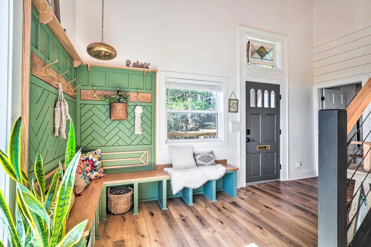Colorful Golden Getaway With Panoramic Views! Villa Luaran gambar