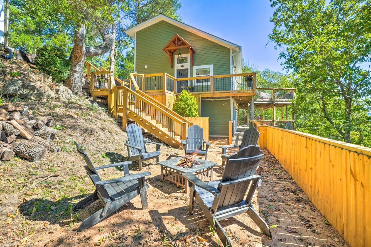Colorful Golden Getaway With Panoramic Views! Villa Luaran gambar