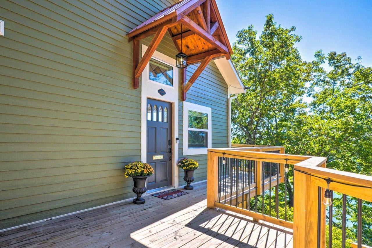 Colorful Golden Getaway With Panoramic Views! Villa Luaran gambar